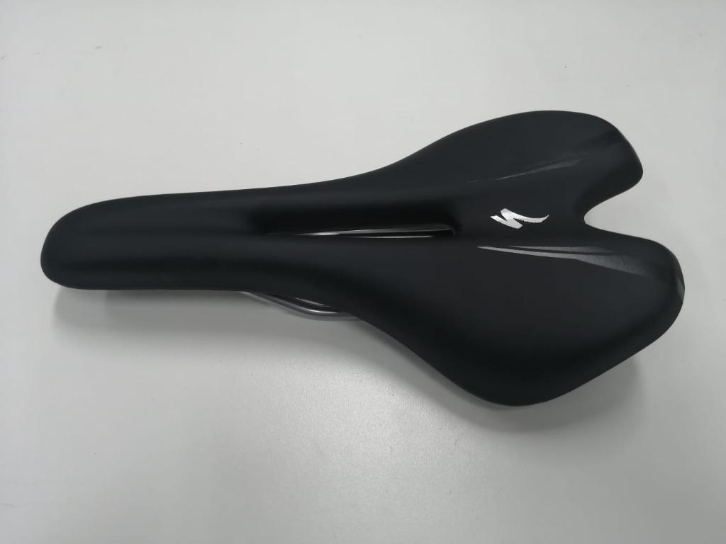 specialized toupe sport saddle