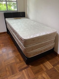 (Category: ) located in . Submitted by rishablakhotia (Listing ID 1064466053, Image 1). Description: .