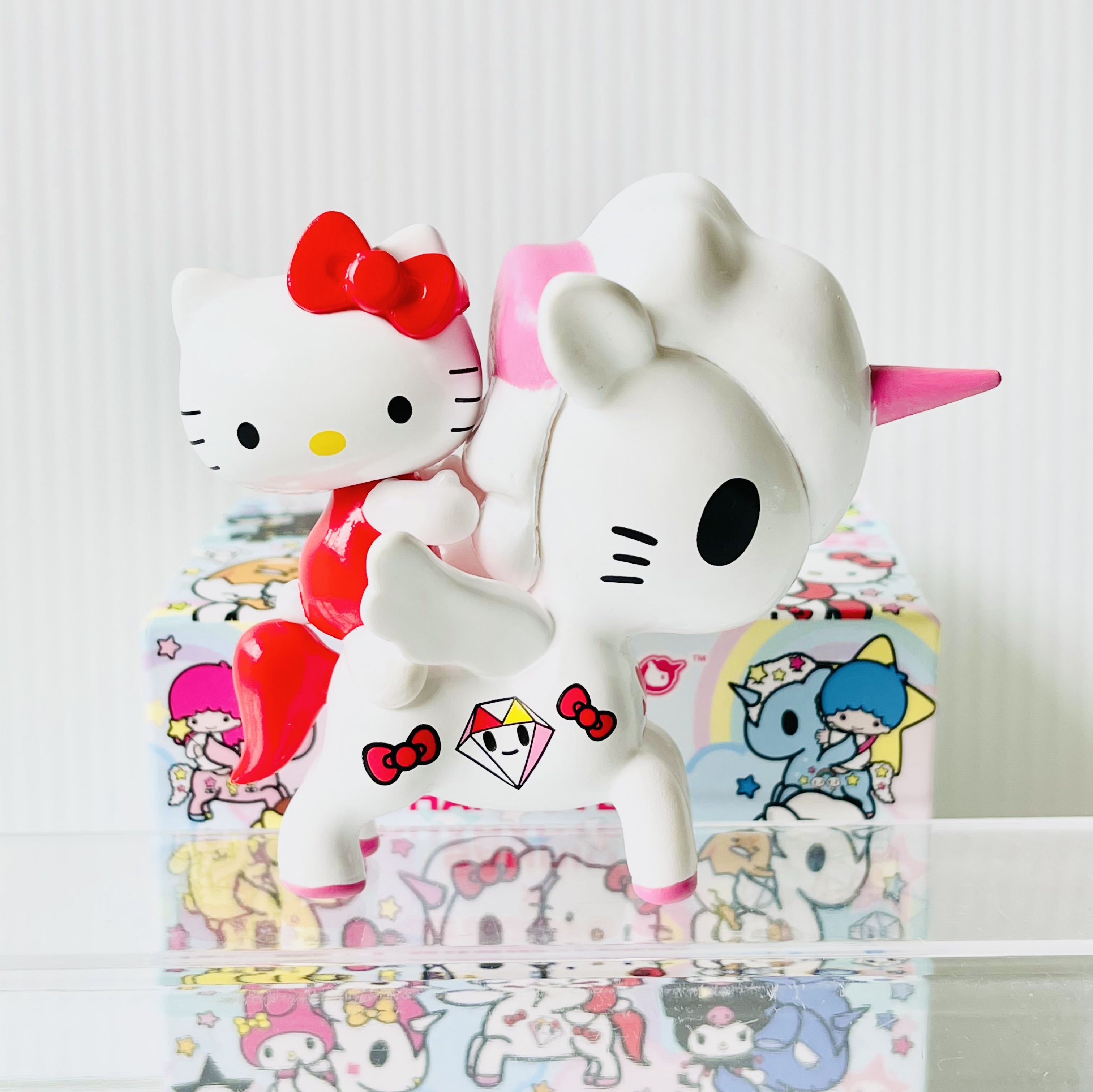 [Chaser] Tokidoki Unicorno x Sanrio Characters Blind Box Series Chaser Hello Kitty Unicorno