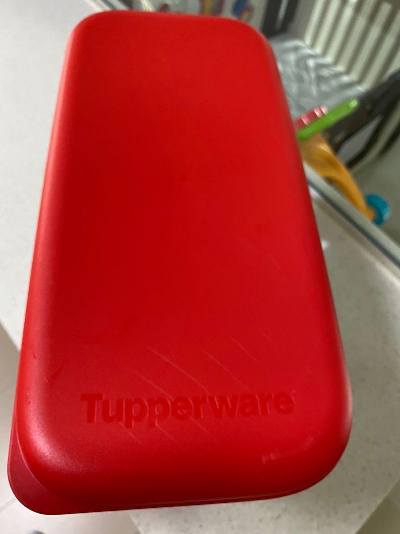 Tupperware rice bucket, TV & Home Appliances, Kitchen Appliances ...