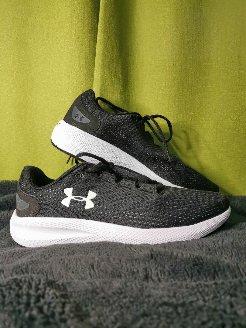 under armour full black shoes