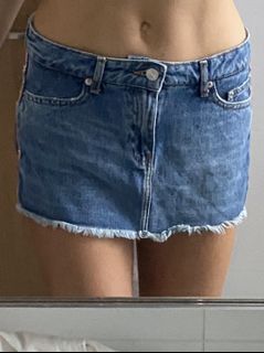 (Category: ) located in . Submitted by geegi.c (Listing ID 1064440164, Image 1). Description: .