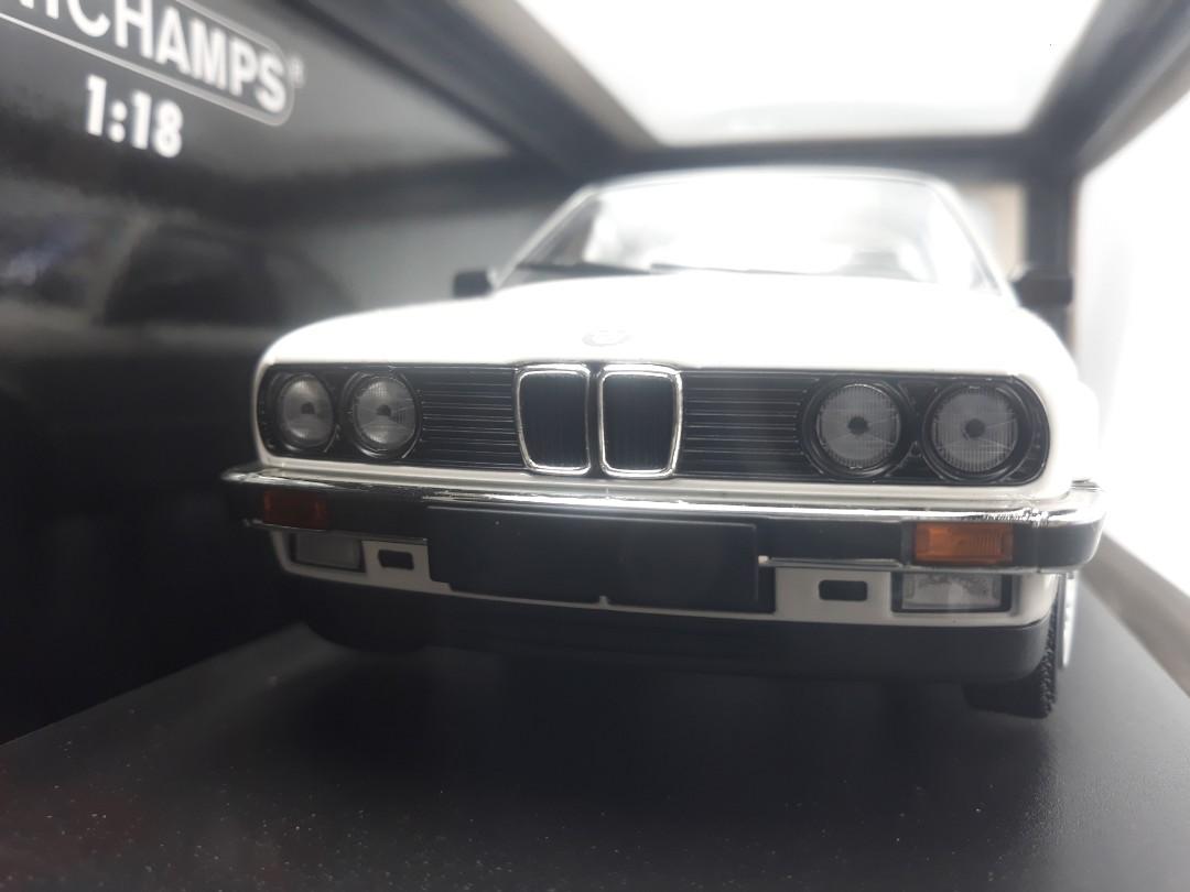 1:18 BMW 323i 1982 (E30) by Minichamps Bnew, Hobbies & Toys, Toys 