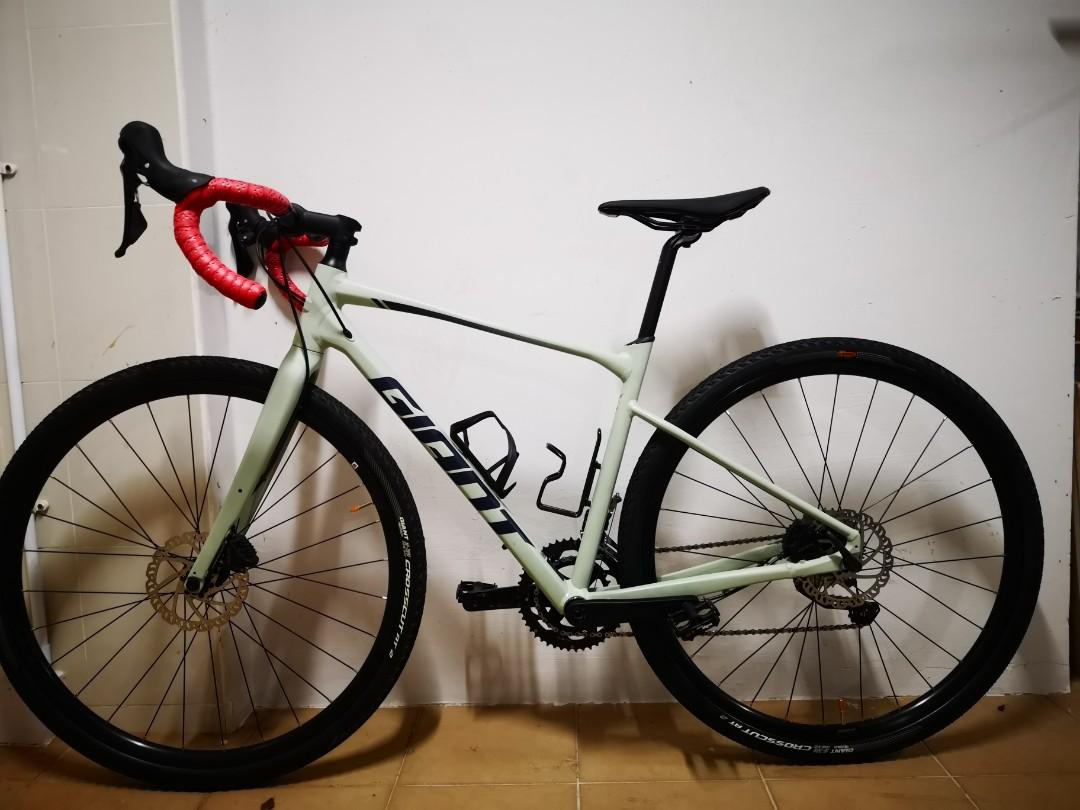 2021 giant revolt 1 on sale