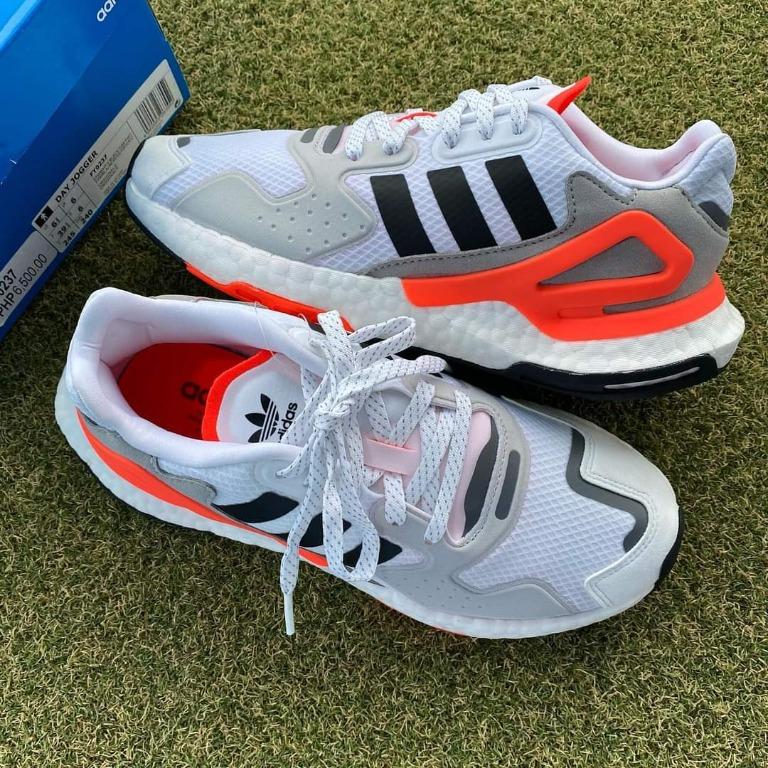 Adidas day jogger womens 2025