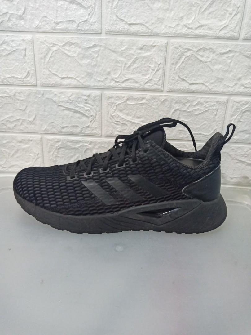 Adidas Questar CC Men s Fashion Activewear on Carousell