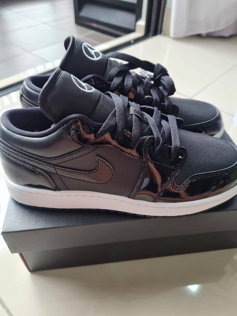 Air Jordan 1 Low Se Asw Men S Fashion Footwear Sneakers On Carousell