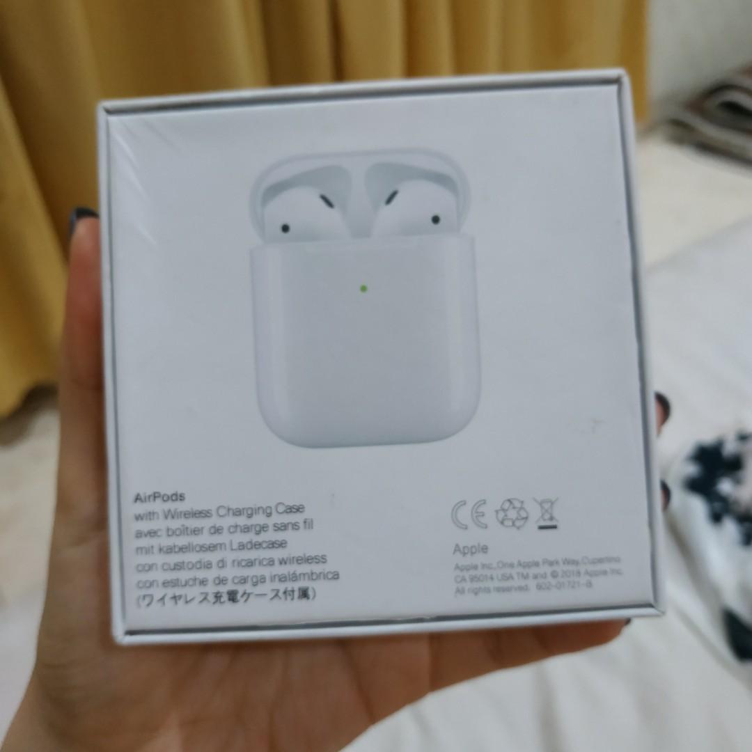 Apple Airpods Original Wireless Charging Complete box, Elektronik, Audio di  Carousell
