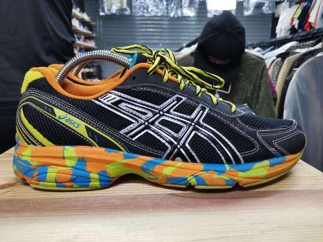 Asics Maverick 2