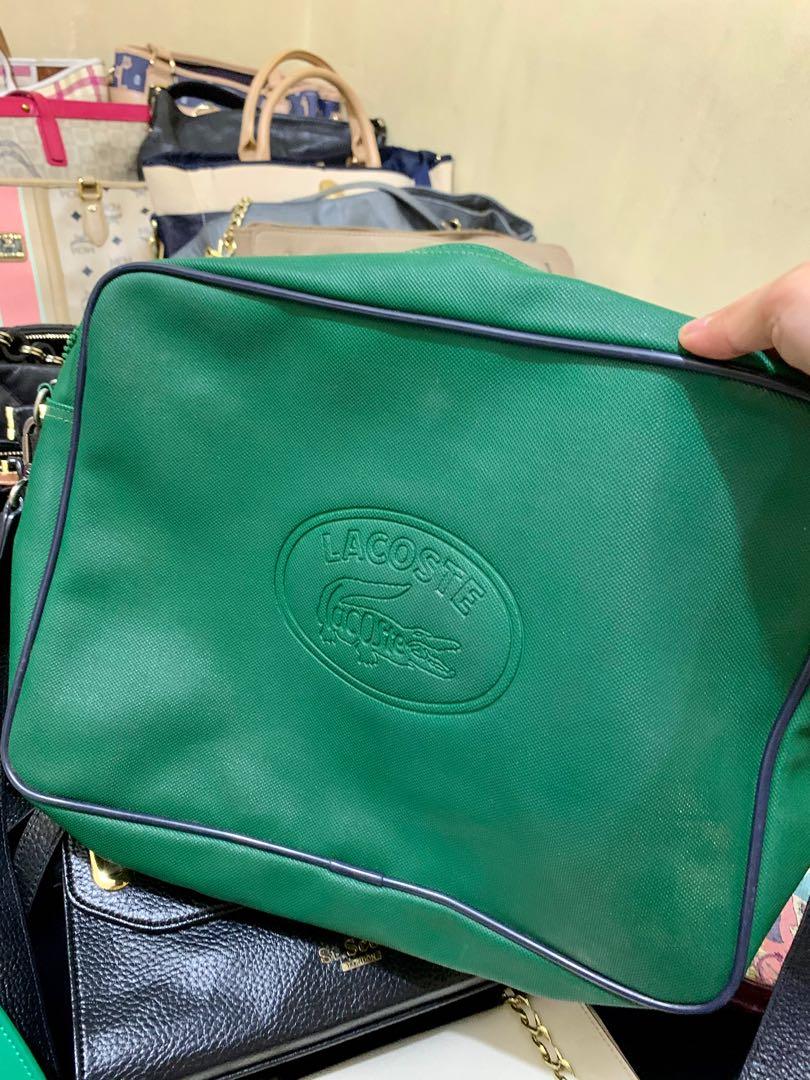 AUTHENTIC VINTAGE LACOSTE SLING UNISEX (Category: Sling Bags) located in Mandaluyong City. Submitted by dhes_alan (Listing ID 1064825756, Image 1). Description: ORIGINAL VINTAGE TYPE NO FLAWS SIGNS OF USAGE - MINIMAL DUST INSIDE .