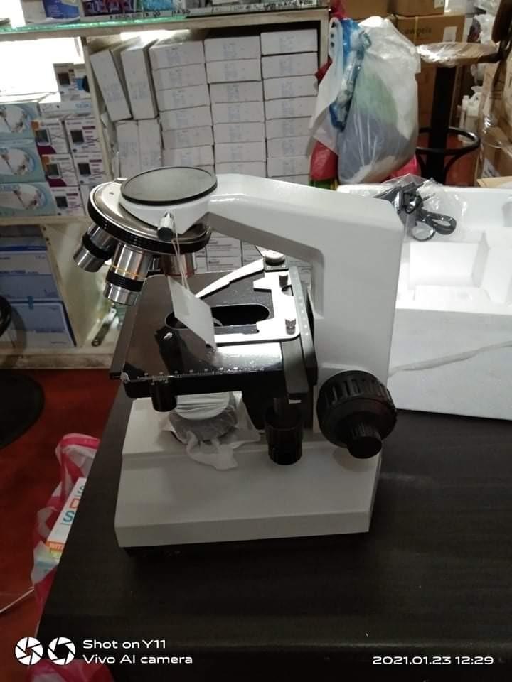 Binocular microscope (Category: Visual & Hearing Aids) located in Quezon City. Submitted by noblebear_da8751 (Listing ID 1064695653, Image 3). Description: onhand.