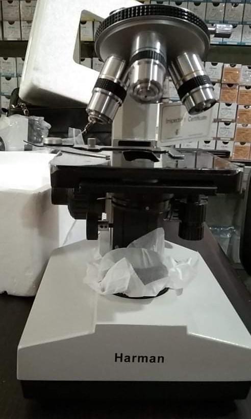Binocular microscope (Category: Visual & Hearing Aids) located in Quezon City. Submitted by noblebear_da8751 (Listing ID 1064695653, Image 2). Description: onhand.