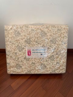 （分類：）位於 。 由 gsliver_wolf 提交（商品編號 1064828791，圖片 1）。簡介： 。