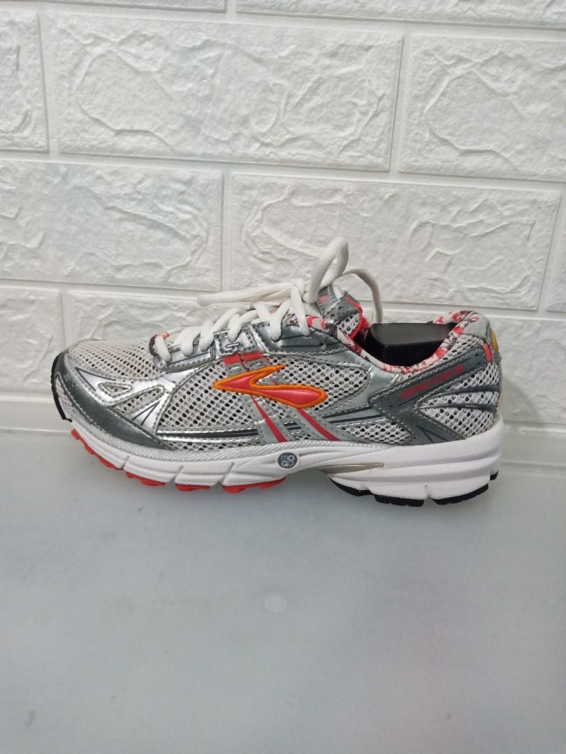 Brooks go2 series top