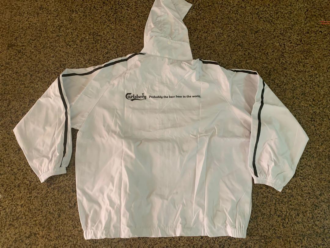 Calsberg jacket (Category: Water Sports) located in Singapore. Submitted by a_simple_life (Listing ID 1064698708, Image 3). Description: Size L. Premier league New.