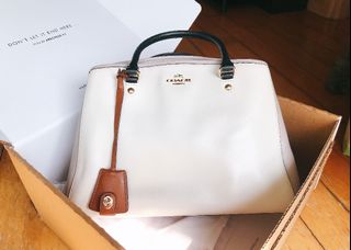 （分類：）位於 。 由 good_stuff_to_share 提交（商品編號 1064757358，圖片 1）。簡介： 。
