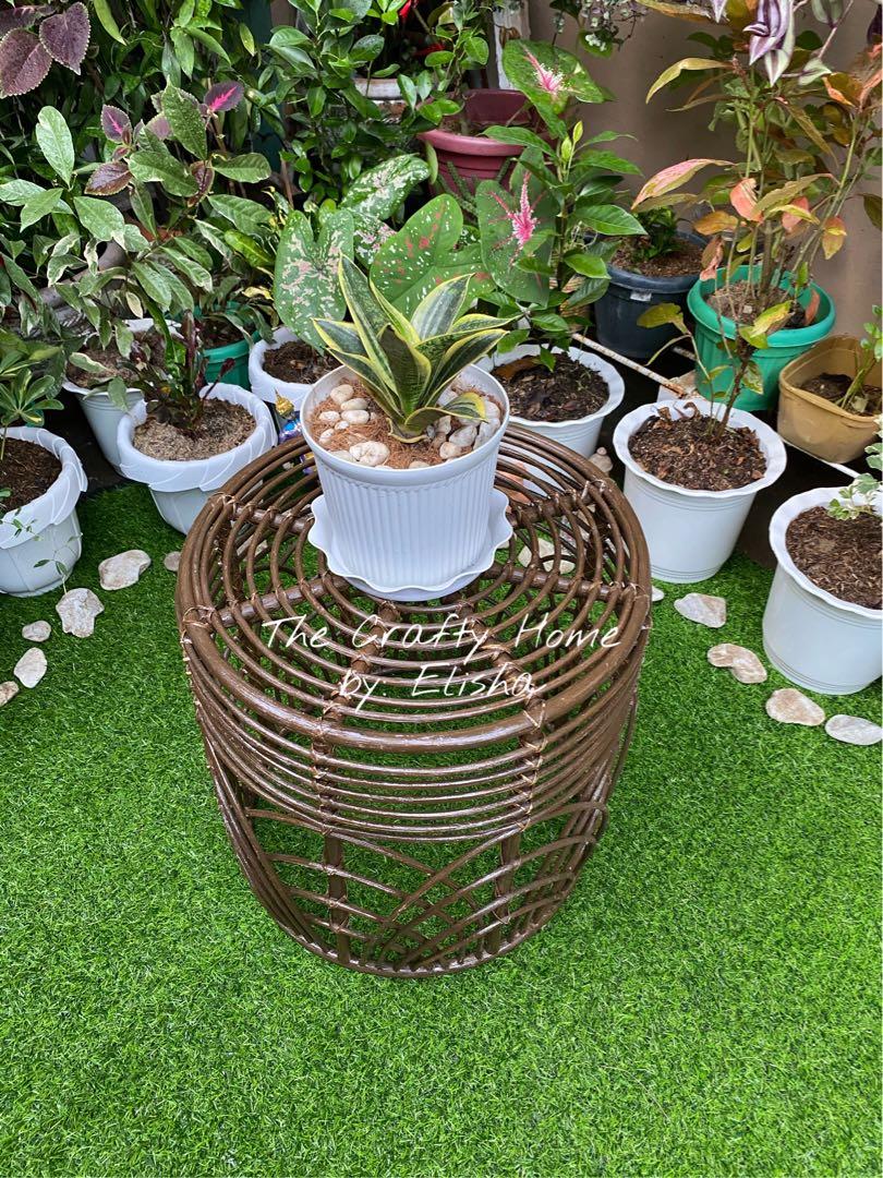 COFFEE TABLE (Category: Coffee & Tea Tableware) located in Marikina City. Submitted by thecraftyhomebyelisha (Listing ID 1064788527, Image 2). Description: COFFEE TABLE IN WALNUT COLOR 🌿 Diameter x height 16x16x inches Actual pictures posted 👍 ✅Shipping fee c/o buyer ✅Delivery via grab, lalamove, mr. speedy ✅MOP: BPI/BDO/GCASH .