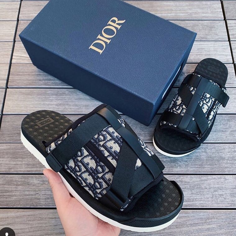 dior alpha sandals