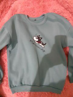 Embroidered pullover