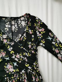 (Category: ) located in . Submitted by bonbon.preloved (Listing ID 1064724899, Image 1). Description: .