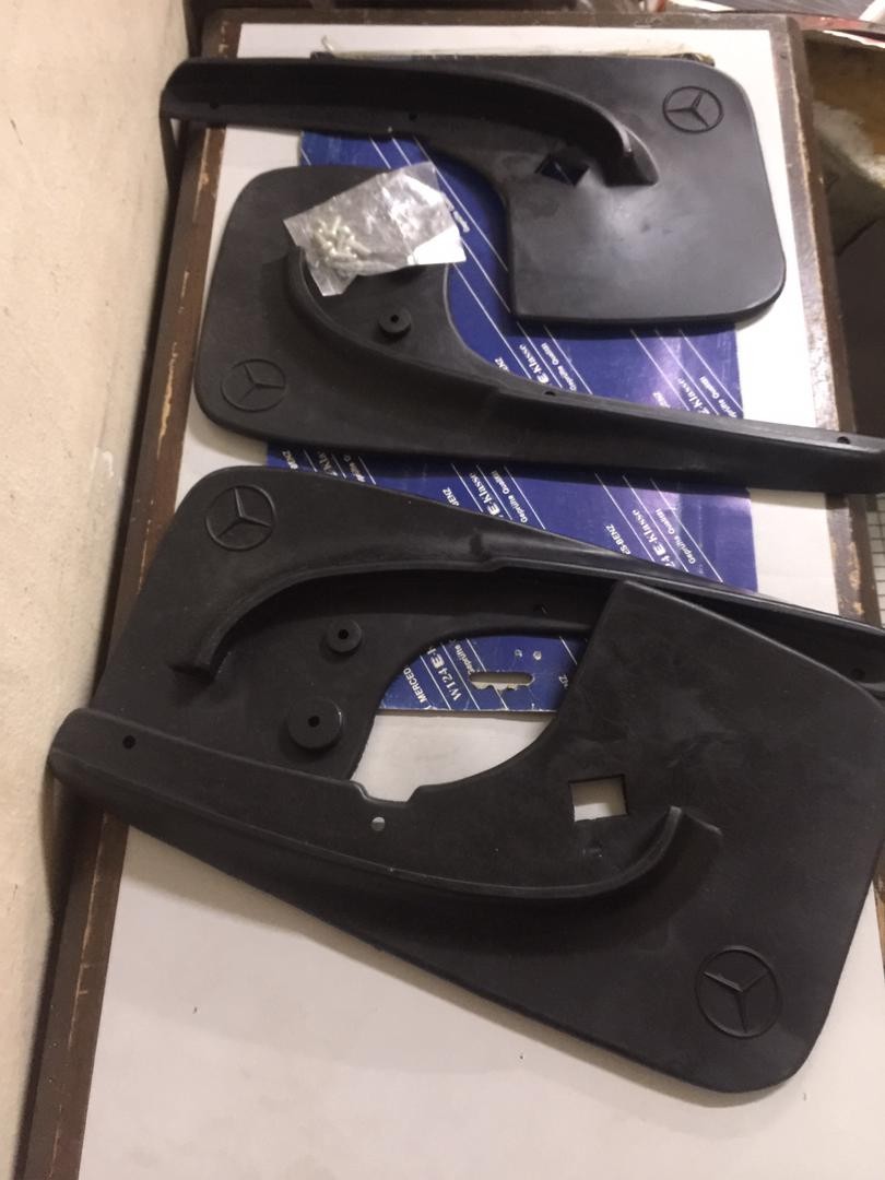 Mercedes w124 mud flaps discount