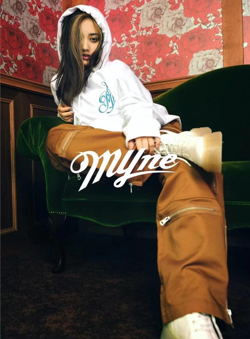 MIHARA YASUHIRO【MYNE】 Embroidery Logo Crewneck / Hoodie