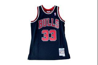 bulls jersey near me