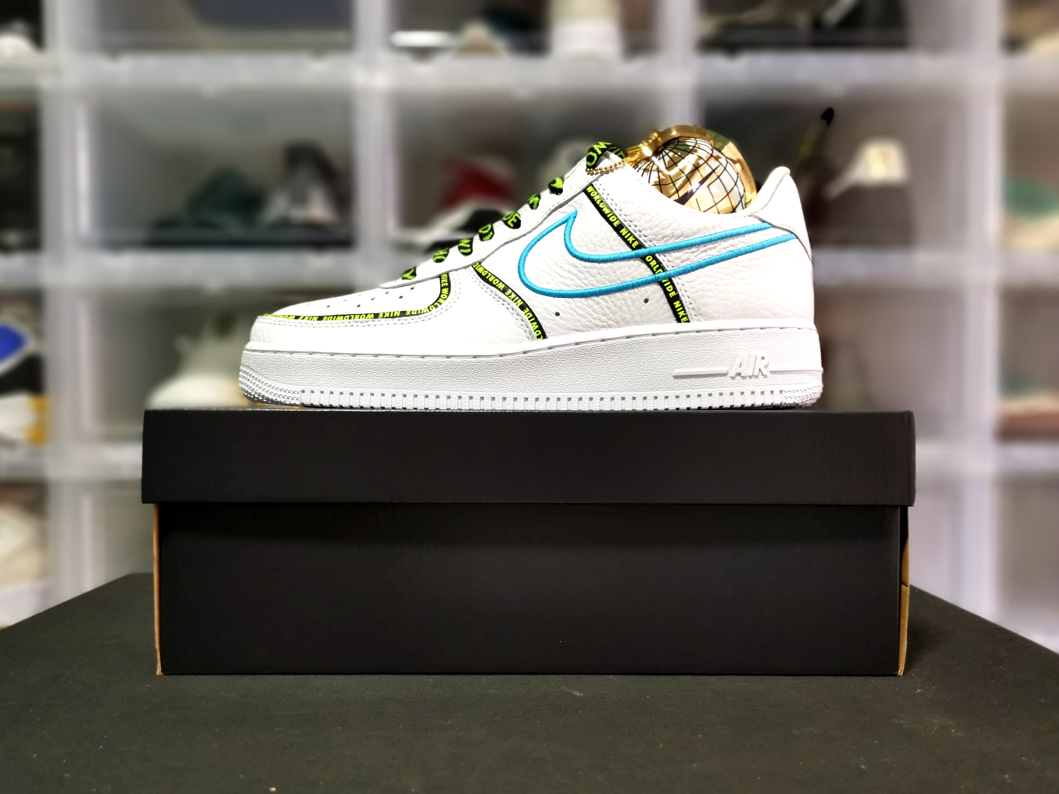 Nike Air Force 1 Low Worldwide White Blue Fury Volt - Stadium