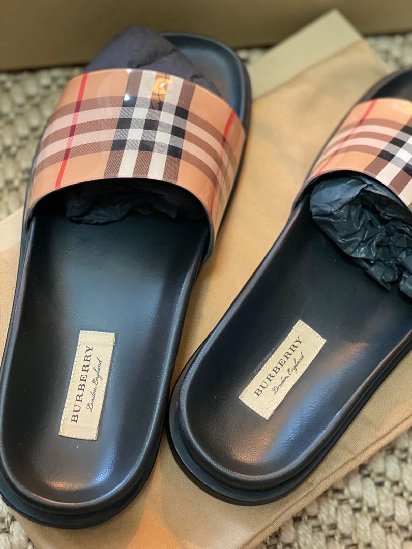Original Burberry slides/slippers, USA10 / UK7/ IT 40, Women's Fashion,  Footwear, Flipflops and Slides on Carousell