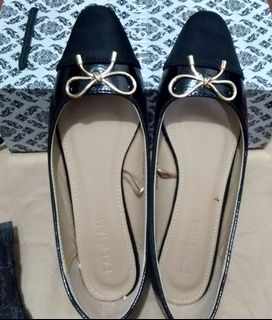 (Category: ) located in . Submitted by anna_declutter.ph (Listing ID 1064671973, Image 1). Description: .