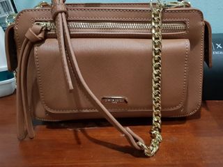 (Category: ) located in . Submitted by zyns_collections (Listing ID 1064709240, Image 1). Description: .