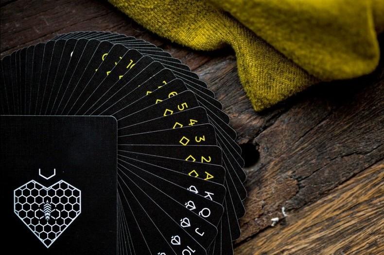Poker Cards - Ellusionist Killer Bees Black Yellow Playing Cards. EKB_12-40/S. Geometric, atoms, abstract artwork. Honeycomb back, Cardistry, illusionist, magicians, magic tricks. Brand new, sealed with cellophane, MM, Hobbies Toys, Poker Cards - Ellusionist Killer Bees Black Yellow Playing Cards. EKB_12-40/S. Geometric, atoms, abstract artwork. Honeycomb back, Cardistry, illusionist, magicians, magic tricks. Brand new, sealed with cellophane, MM, Hobbies Toys,