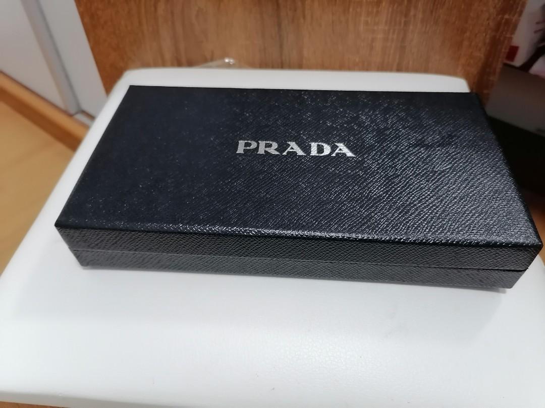prada wallet box