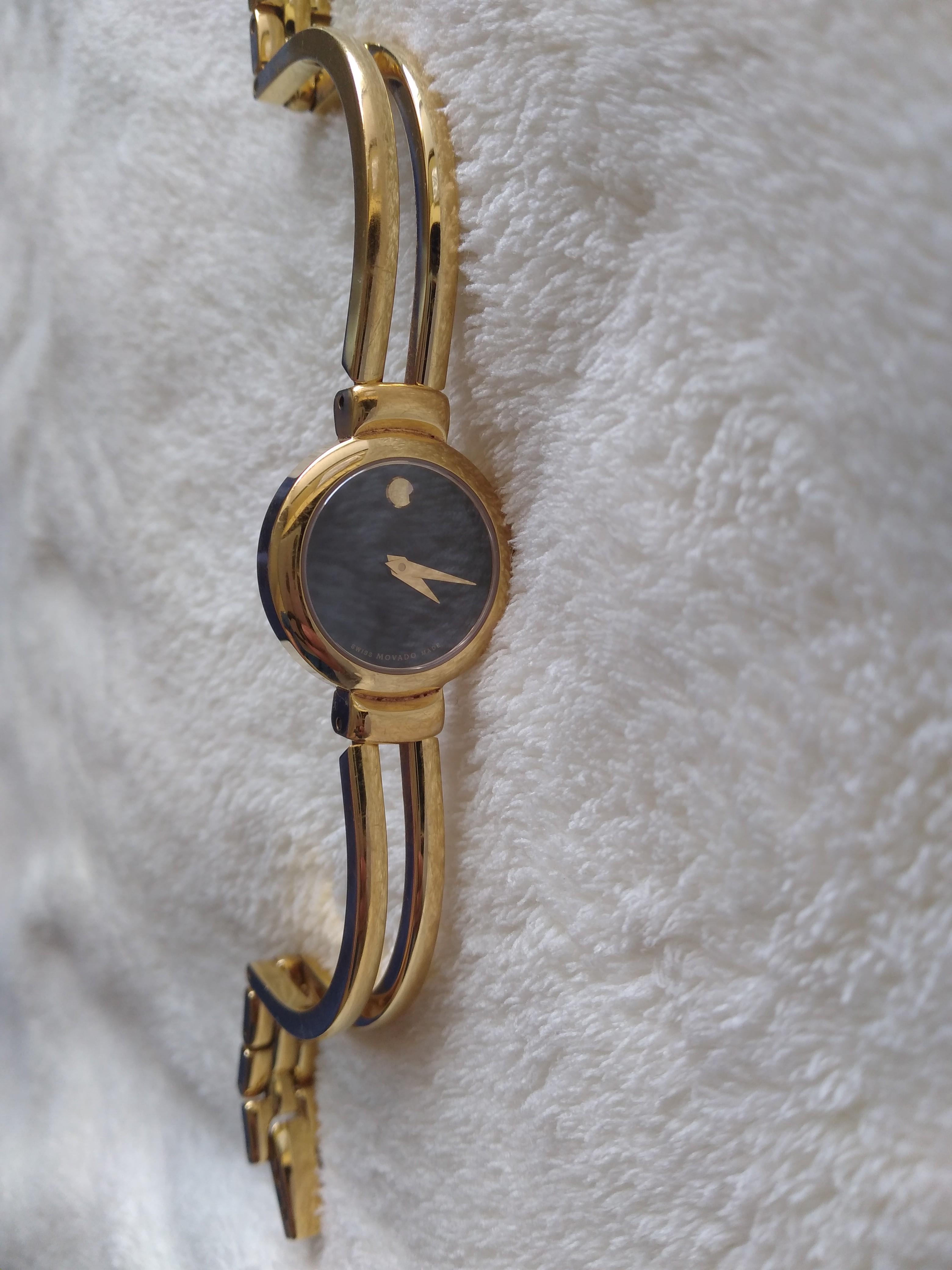 Movado swiss made discount sapphire crystal stainless steel