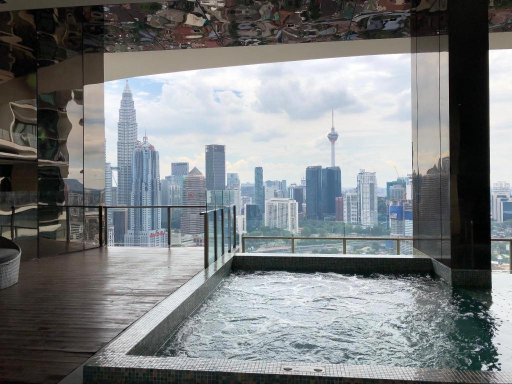 Setia Sky Residence Kuala Lumpur Good View Facing Klcc 2 Carpark Property Rentals On Carousell