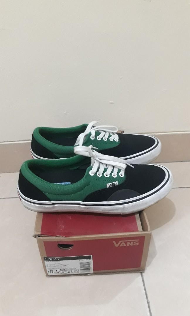 Vans era discount pro black amazon