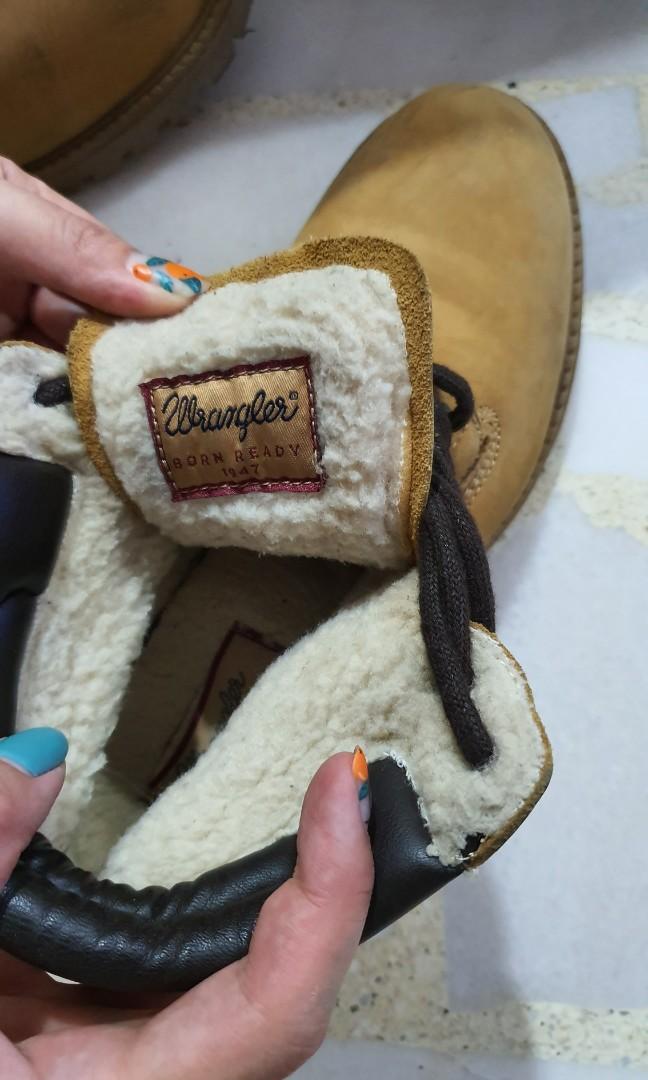 Wrangler Double Layered Winter Boots
