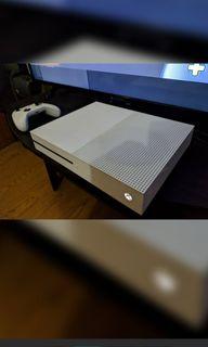 Xbox one s 1Tb w/ 20 plus games