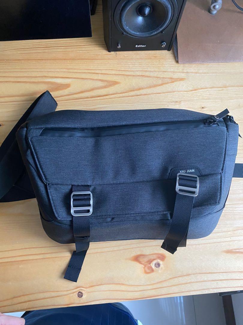 Xiu jian on sale camera bag