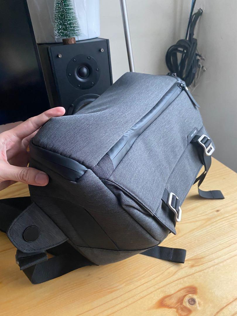 Xiu Jian Camera Sling Bag