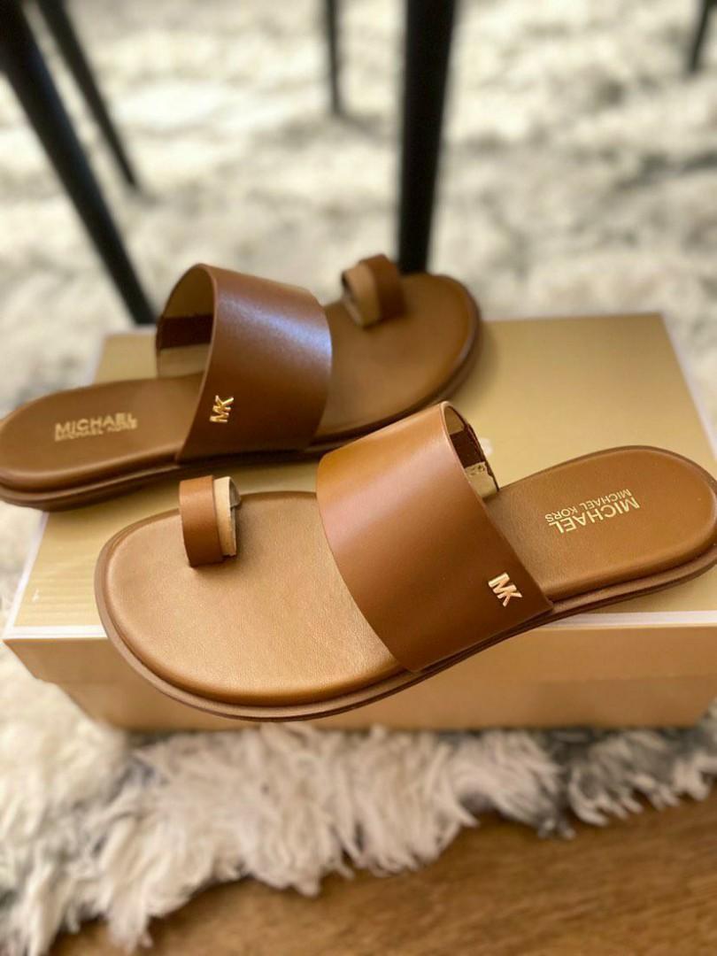 100% Authentic MK August Flat Sandals, Women's Fashion, Footwear, Flats &  Sandals on Carousell