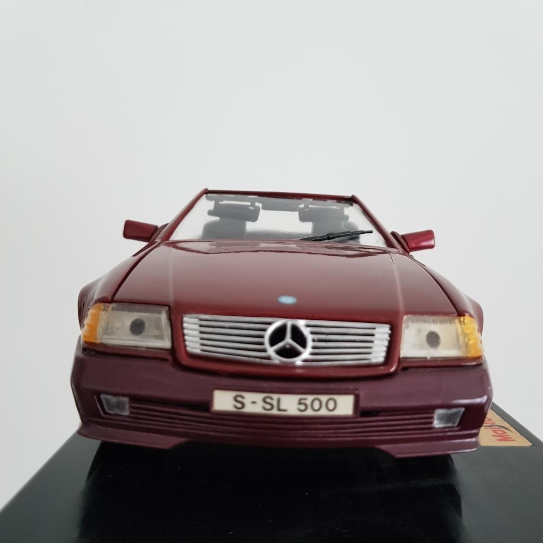 Road Tough 1989 Mercedes Benz 500SL 1:18 Diecast NIB