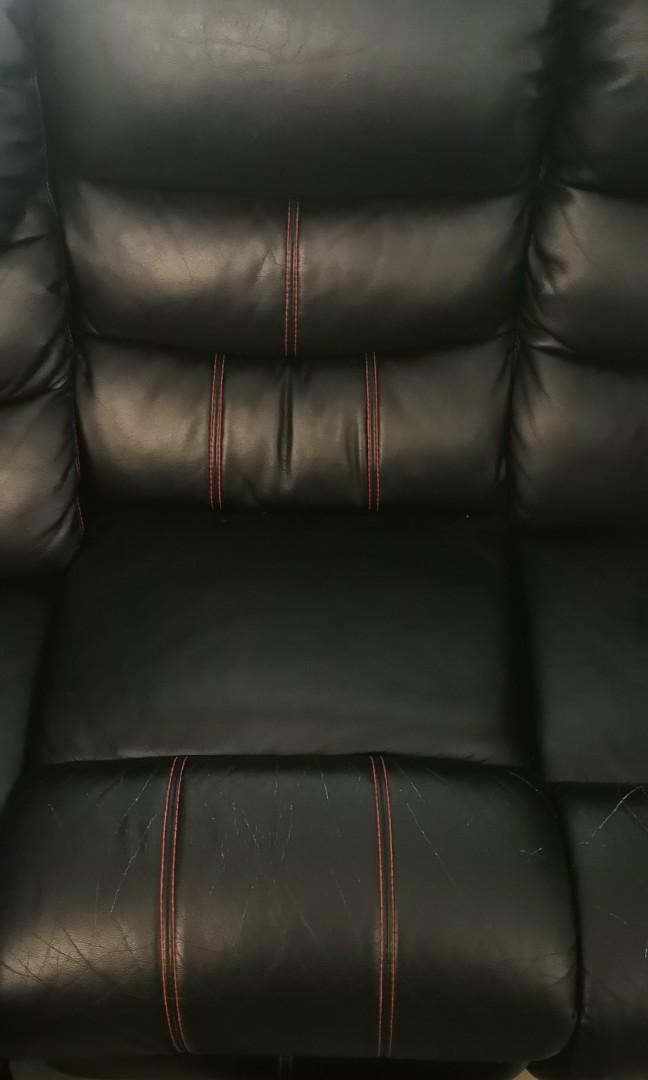 Giveaway free 3 seater Leather Sofa Recliner Used, Furniture & Home
