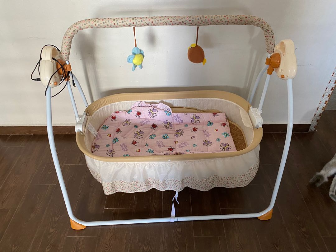 Electric baby online swing bed