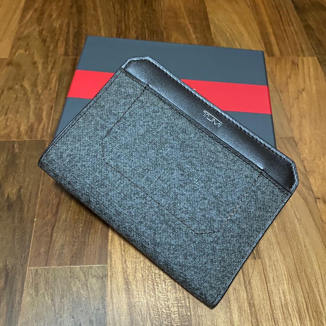 Tumi camden shop passport case