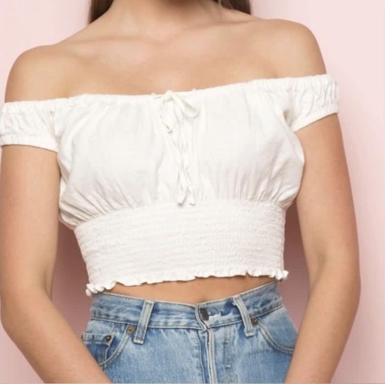 Brandy melville outlet marilyn top