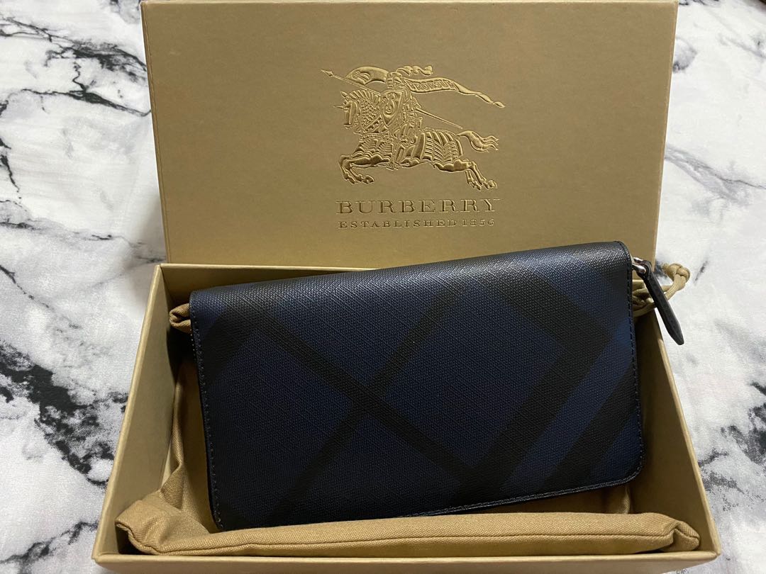 Burberry london wallet price online