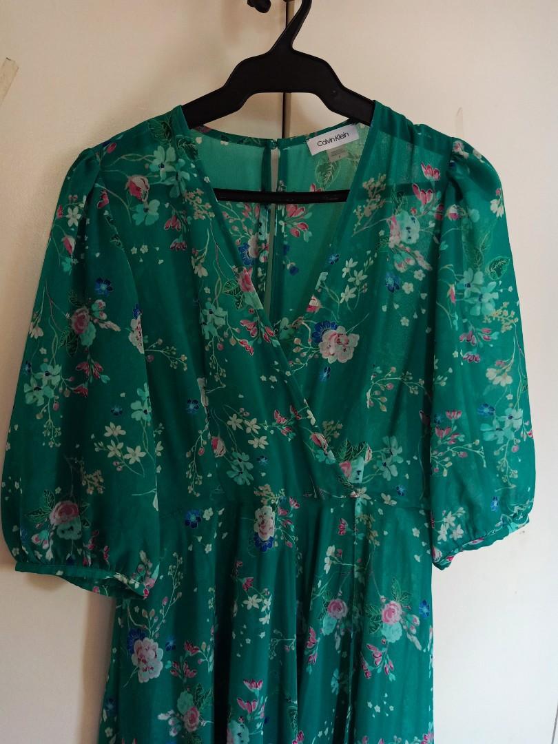 Calvin klein 2025 green floral dress