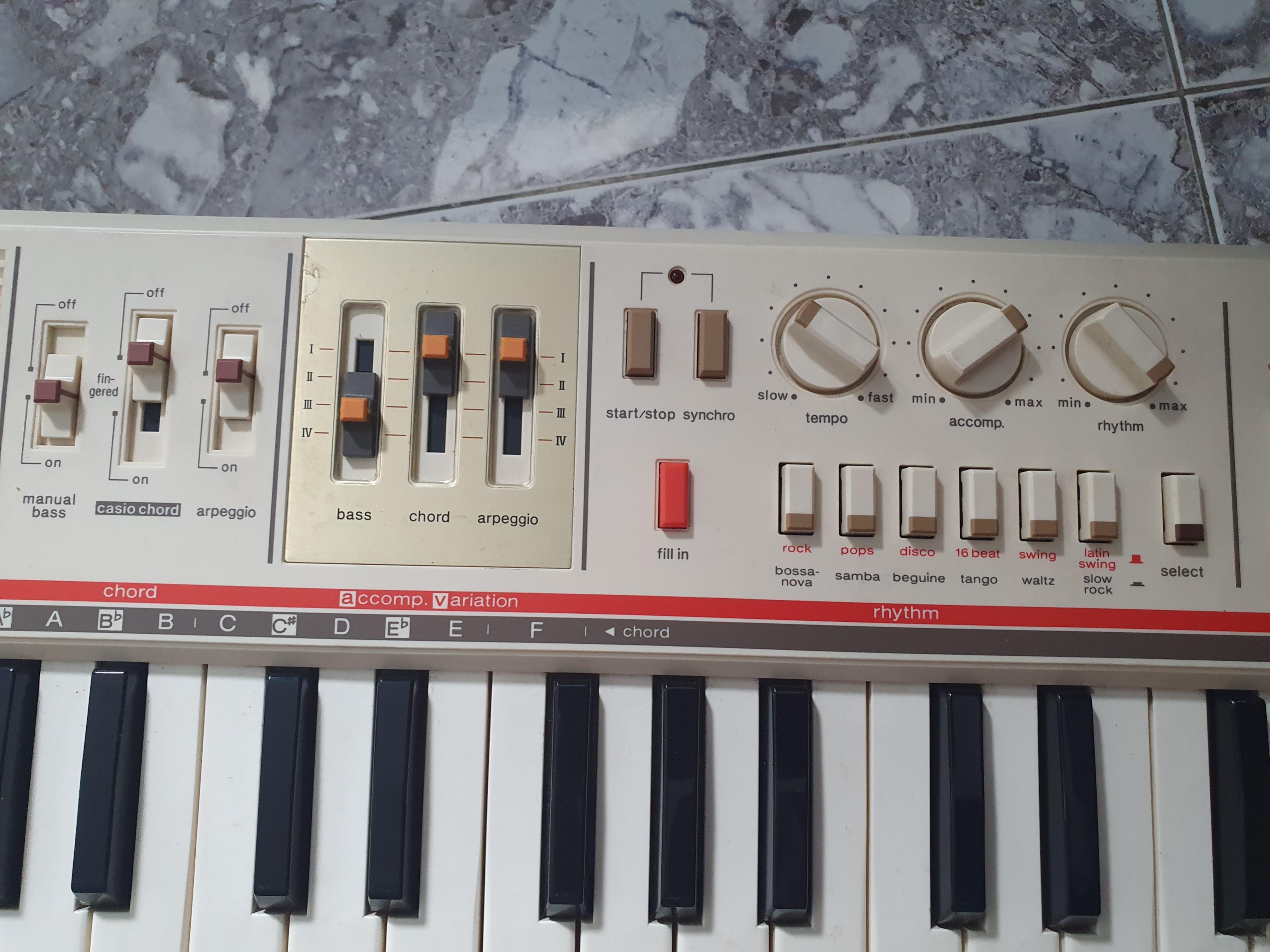 Casiotone MT-65 PORTABLE ELECTRONIC KEYBOARD, Hobbies Toys