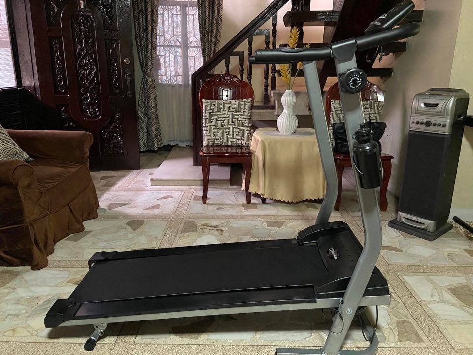 Champion hotsell manual treadmill